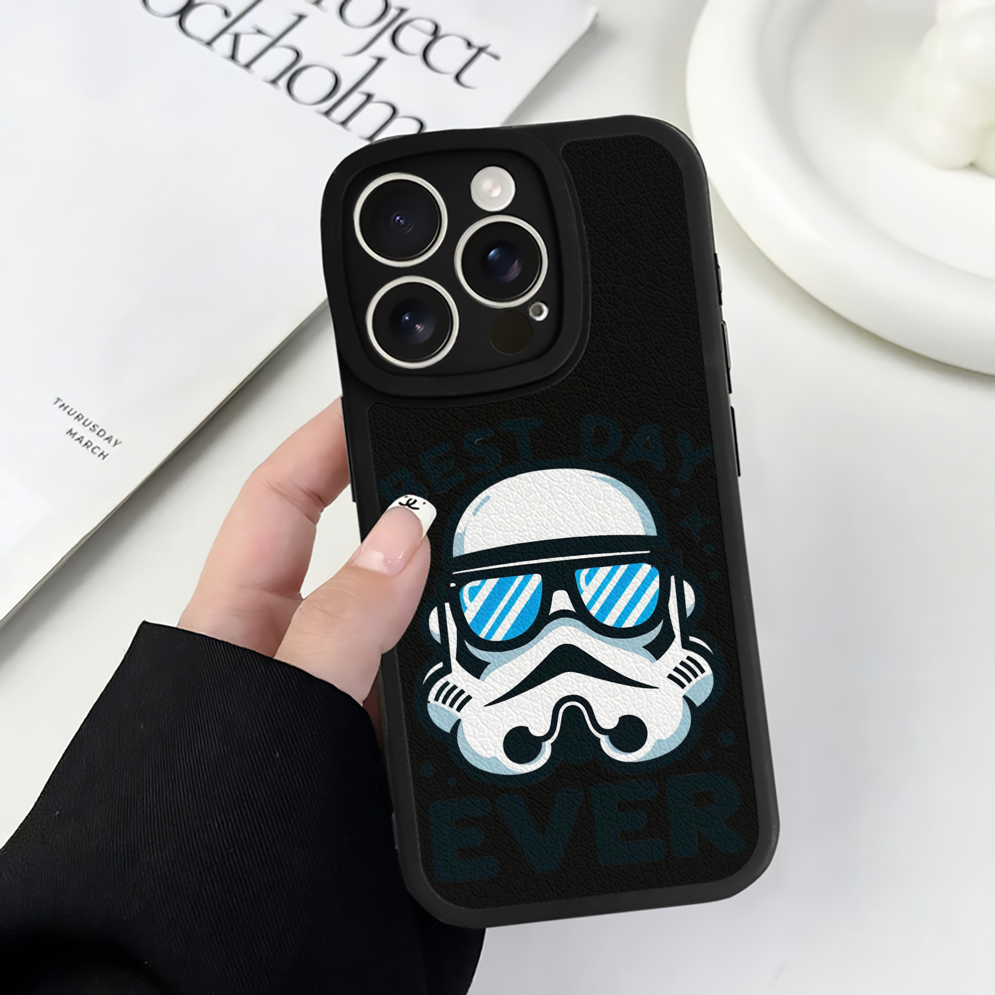 （画像用） スター・ウォーズ Star Wars 【iPhone 16シリーズ対応】シリコンスマホケース（レザー調） 材質：シリコン